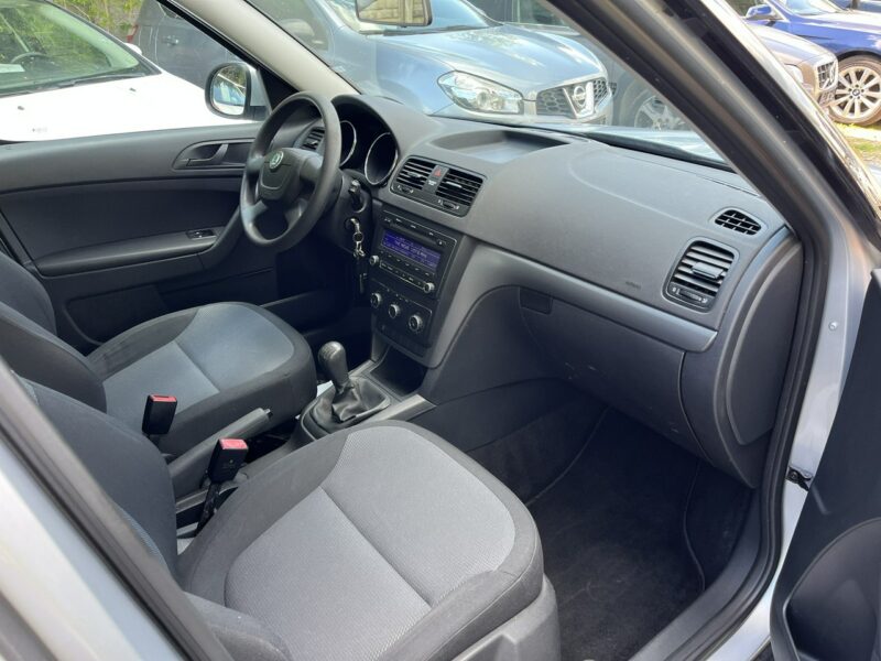 Škoda Yeti 1.2 Klima Grzane FOtele Alu KS Serw Stan BDB Bezwypadk Opłacony I (2009-)