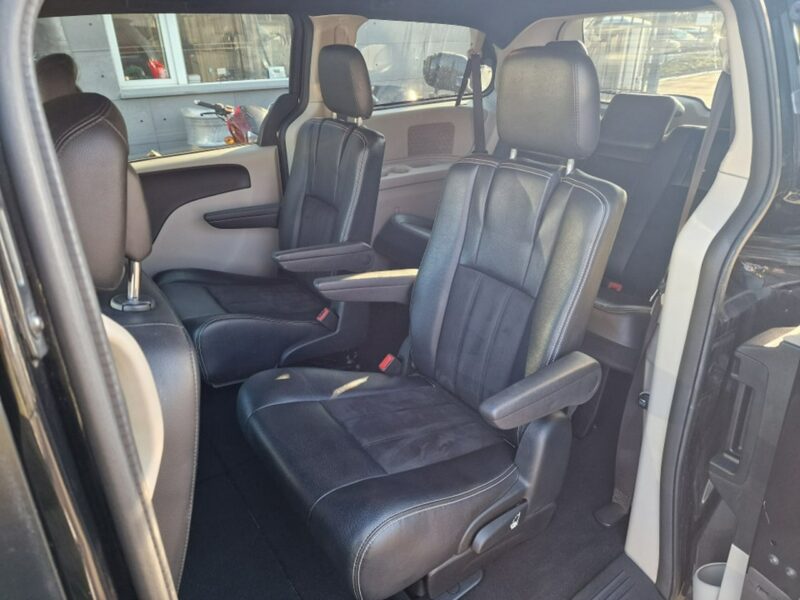 Dodge Grand Caravan 3.6 Benzyna V6 286 KM, Kamera, Bluetooth, El. Drzwi i Klapa, Skóra V (2007-)