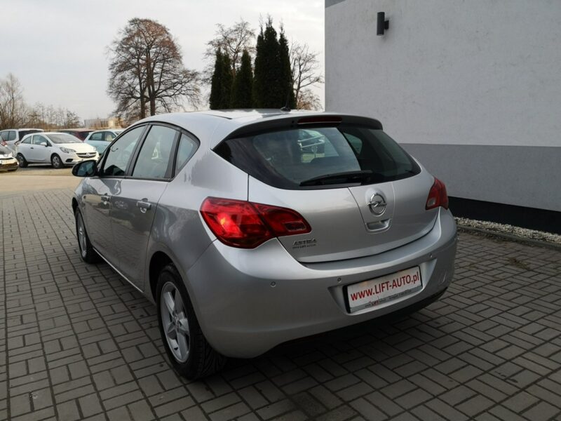 Opel Astra 1,6 16v 116KM Klima Isofix Tempomat Alu 16 Servis Salon Polska J (2009-2019)