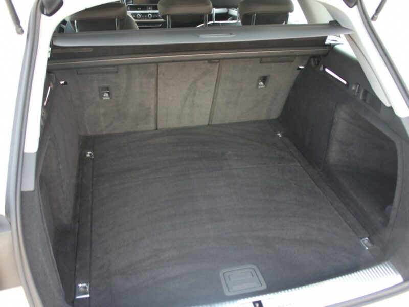 Audi A4 Gwarancja G.Fotele Automat Kamera Navi B9 (2015-)