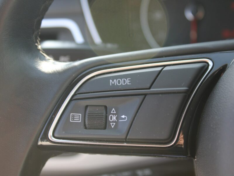 Audi A4 Gwarancja G.Fotele Automat Kamera Navi B9 (2015-)