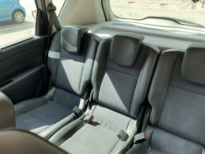 Renault Scenic Po liftingu, nawigacja, tempomat, czujniki, nowe sprzęgło,drugie opony III (2009-2016)