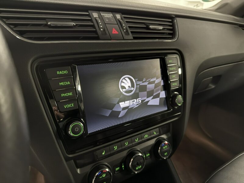 Škoda Octavia RS 2.0 TDI 184KM*VRS Mode*AppleCar*Bi-Xenon*El.Klapa*CANTON HiFI*NIEMC III (2013-)