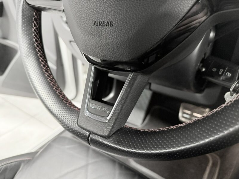Škoda Octavia RS 2.0 TDI 184KM*VRS Mode*AppleCar*Bi-Xenon*El.Klapa*CANTON HiFI*NIEMC III (2013-)