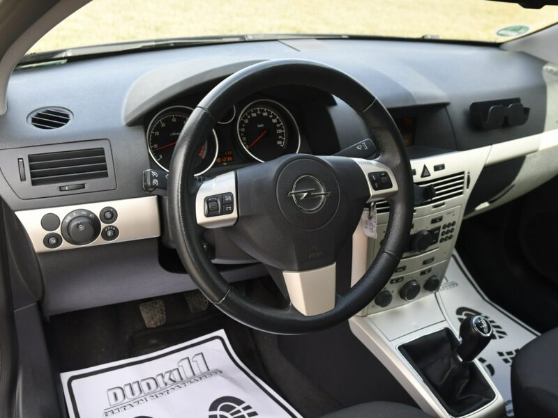 Opel Astra 1,4benz GTC. Sewis,Klima.Tempomat.El.szyby.Centralka.OKAZJA H (2004-2014)