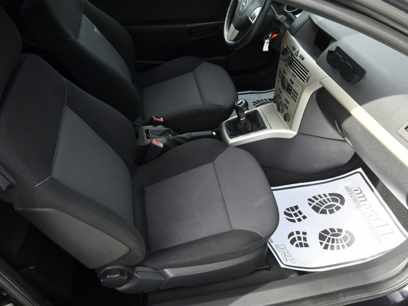 Opel Astra 1,4benz GTC. Sewis,Klima.Tempomat.El.szyby.Centralka.OKAZJA H (2004-2014)