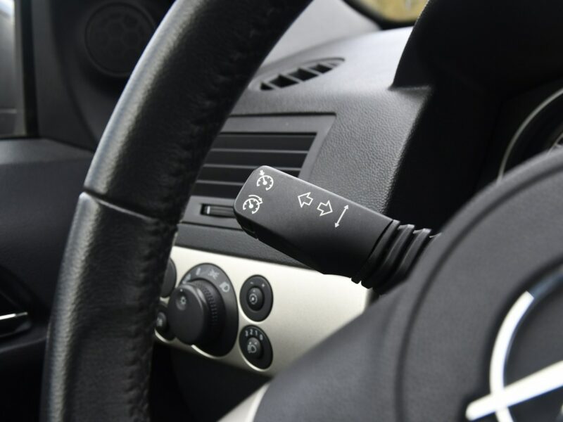 Opel Astra 1,4benz GTC. Sewis,Klima.Tempomat.El.szyby.Centralka.OKAZJA H (2004-2014)