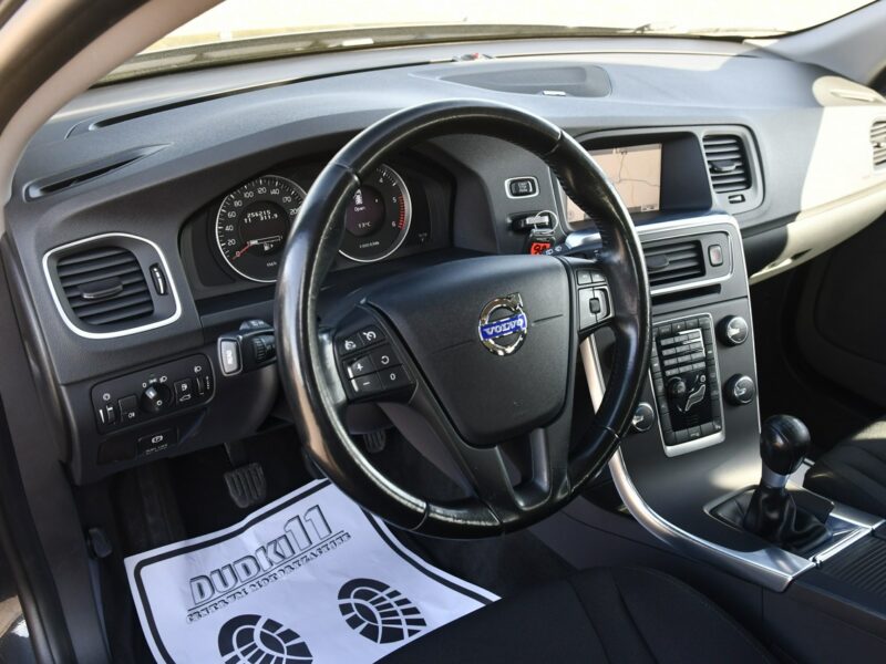 Volvo V60 2,0 DIESEL Navi.Klimatr 2 str.El.szyby.Centralka,kredyt.OKAZJA I (2010-2018)