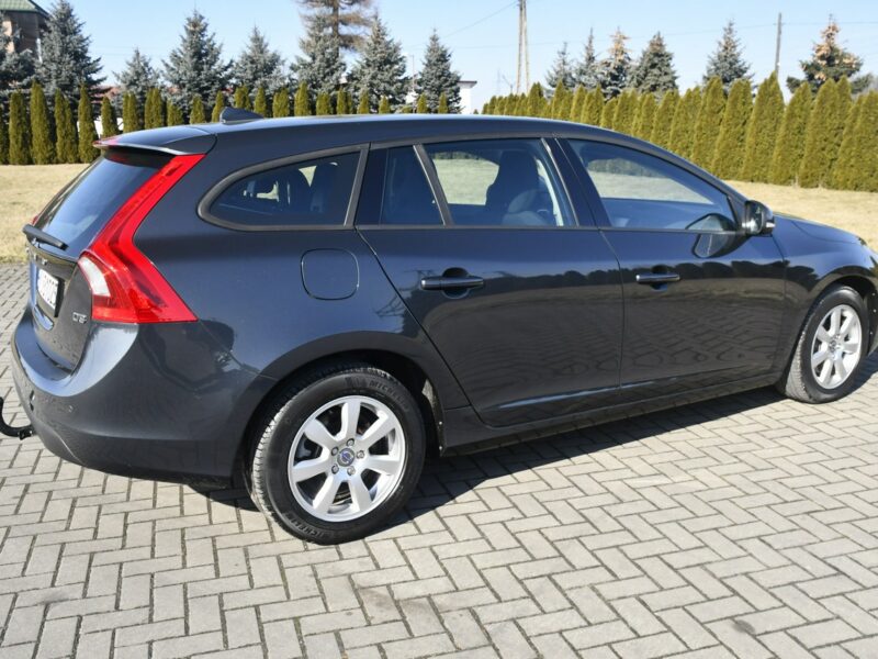 Volvo V60 2,0 DIESEL Navi.Klimatr 2 str.El.szyby.Centralka,kredyt.OKAZJA I (2010-2018)