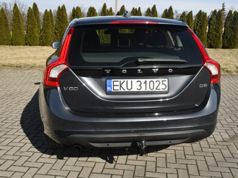 Volvo V60 2,0 DIESEL Navi.Klimatr 2 str.El.szyby.Centralka,kredyt.OKAZJA I (2010-2018)