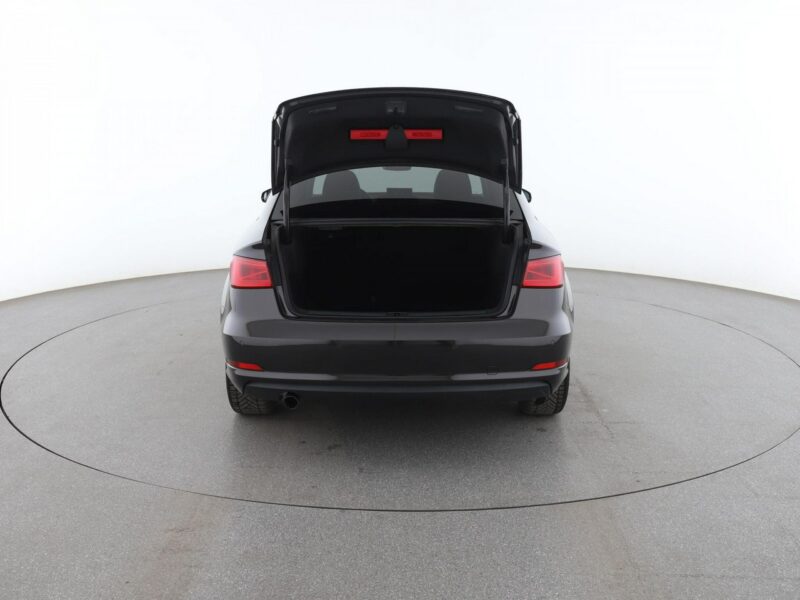 Audi A3 Dostępny w Autohero Pick-up Center Warszawa Młociny 8Y