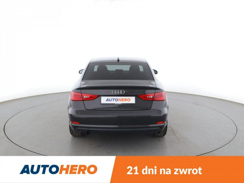 Audi A3 Dostępny w Autohero Pick-up Center Warszawa Młociny 8Y