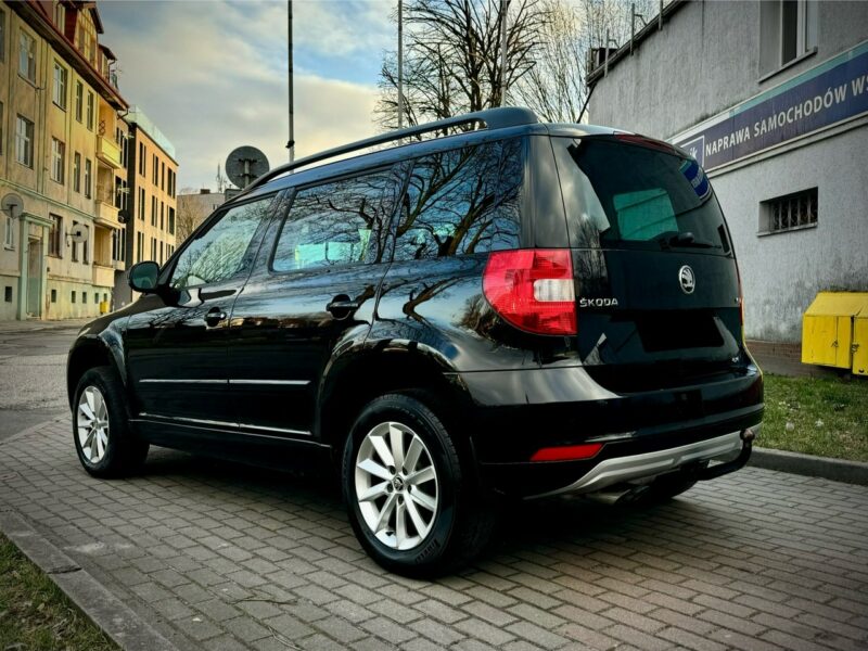 Škoda Yeti Skoda Yeti 2017r, 2.0 tdi, Automat, 4x4, Kamera, Led, Bi-xenon, Hak I (2009-)
