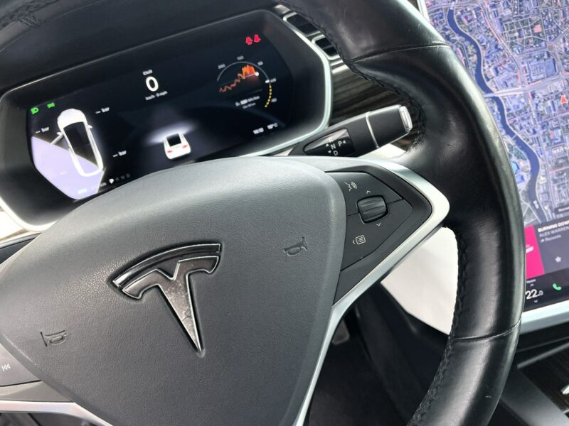 Tesla Model X X 75D Allradantrieb, 6x Podrzewane fotele, Zasięg 300 Km, LED, 4x4