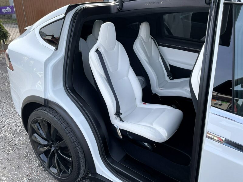 Tesla Model X X 75D Allradantrieb, 6x Podrzewane fotele, Zasięg 300 Km, LED, 4x4