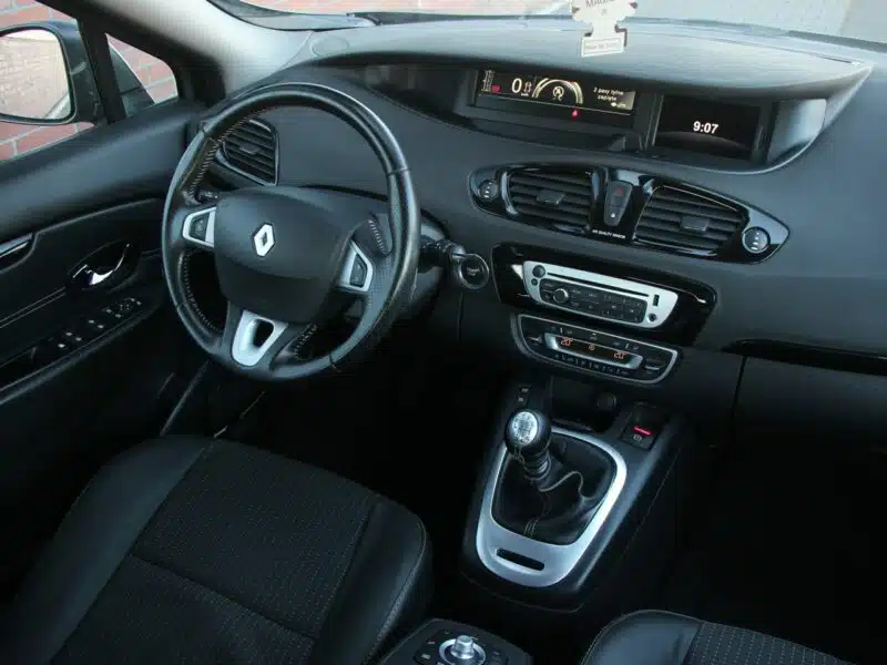 Renault Scenic BoseEdit*Navi*Led*PółSkóry*Esp*2xPdc*Alu*Temp*Komp*Gwar VGS !!! III (2009-2016)