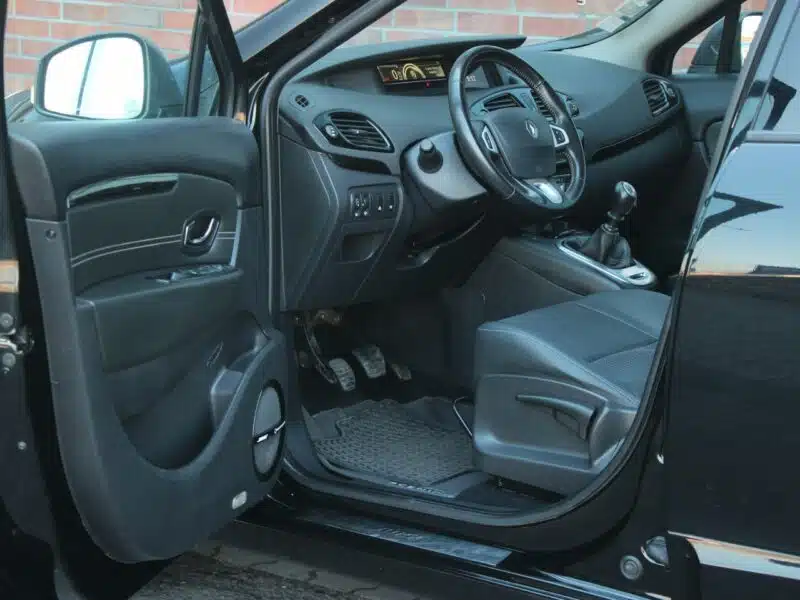 Renault Scenic BoseEdit*Navi*Led*PółSkóry*Esp*2xPdc*Alu*Temp*Komp*Gwar VGS !!! III (2009-2016)