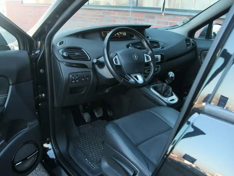 Renault Scenic BoseEdit*Navi*Led*PółSkóry*Esp*2xPdc*Alu*Temp*Komp*Gwar VGS !!! III (2009-2016)