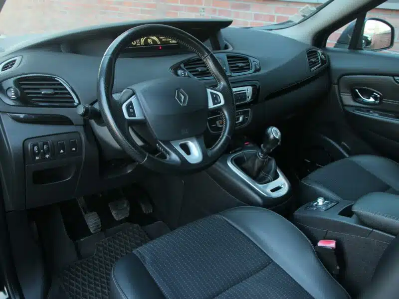 Renault Scenic BoseEdit*Navi*Led*PółSkóry*Esp*2xPdc*Alu*Temp*Komp*Gwar VGS !!! III (2009-2016)