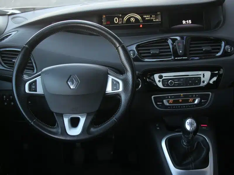 Renault Scenic BoseEdit*Navi*Led*PółSkóry*Esp*2xPdc*Alu*Temp*Komp*Gwar VGS !!! III (2009-2016)
