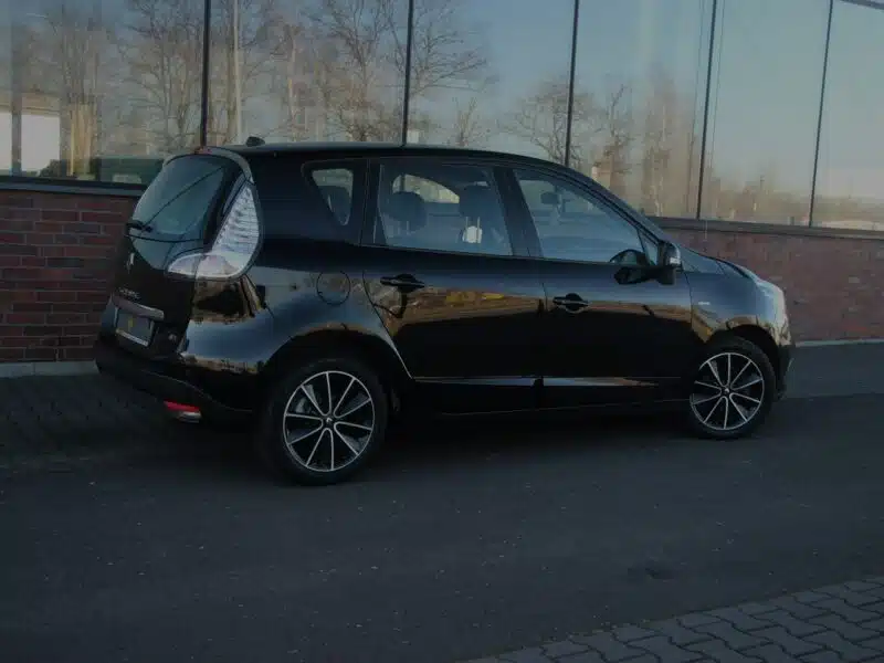 Renault Scenic BoseEdit*Navi*Led*PółSkóry*Esp*2xPdc*Alu*Temp*Komp*Gwar VGS !!! III (2009-2016)