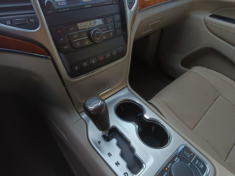 Jeep Grand Cherokee Summit 5.7 V8 352KM 4x4, VAT 23% III (2005-2010)