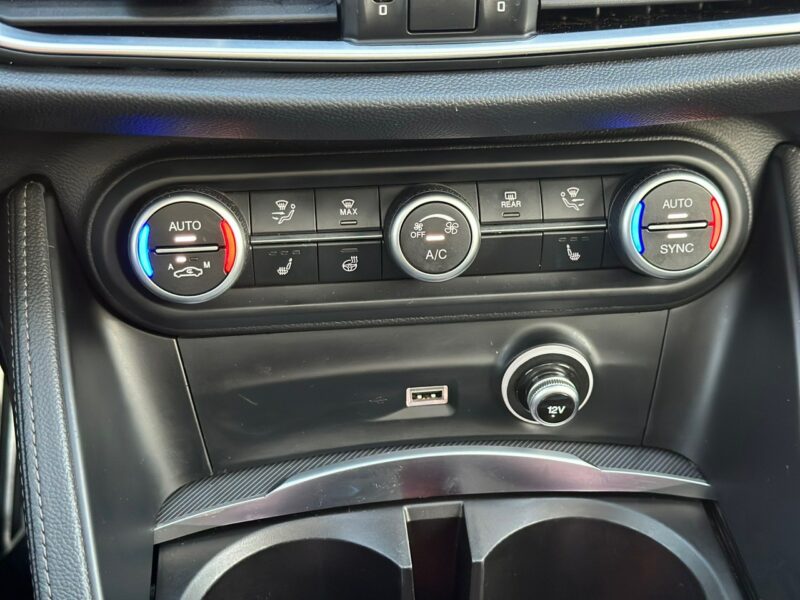 Alfa Romeo Stelvio Q4 Super 280 KM Harman& Kardon