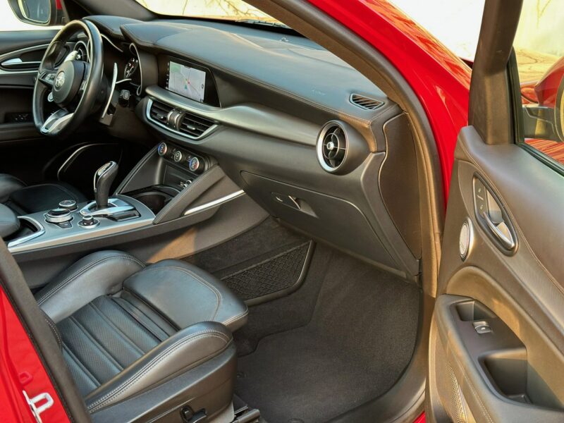 Alfa Romeo Stelvio Q4 Super 280 KM Harman& Kardon