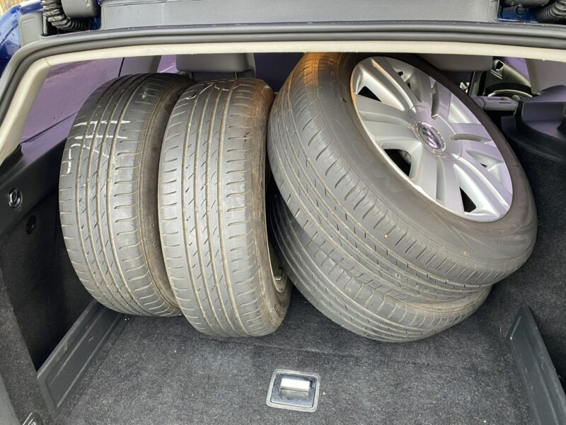 Volkswagen Passat 1,8b Higline, drugie koła alu, alkantara, podg. szyba czołowa i fotele B6 (2005-2010)