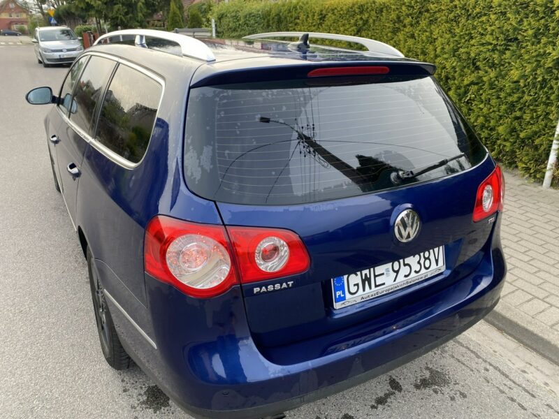 Volkswagen Passat 1,8b Higline, drugie koła alu, alkantara, podg. szyba czołowa i fotele B6 (2005-2010)