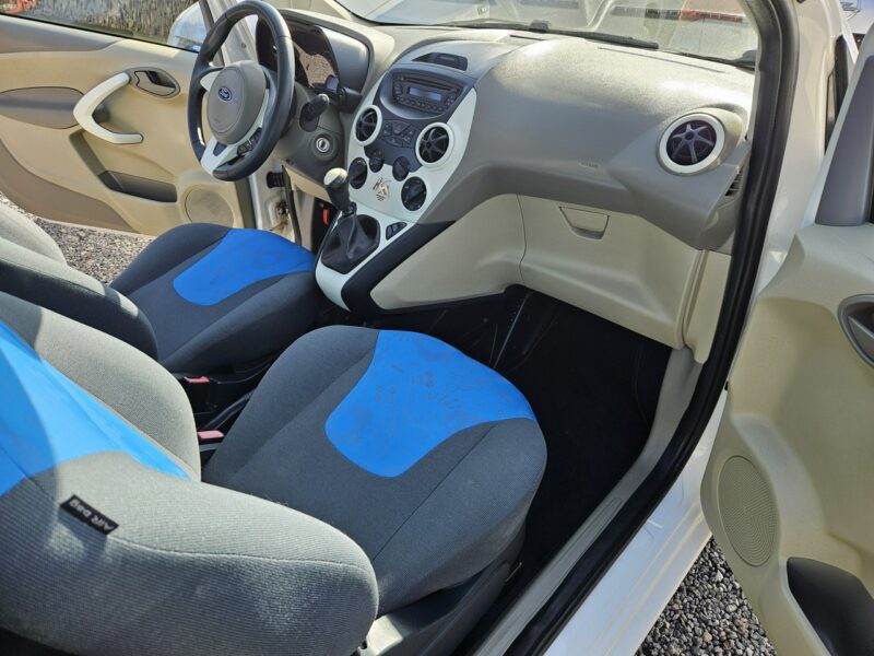 Ford KA Podgrzewane fotele / Klima / Podgrzewana szyba / START / STOP II (2008-)