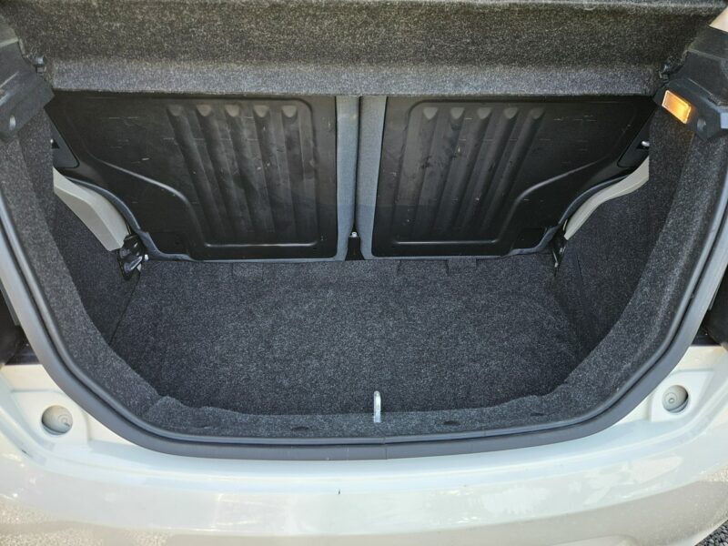 Ford KA Podgrzewane fotele / Klima / Podgrzewana szyba / START / STOP II (2008-)