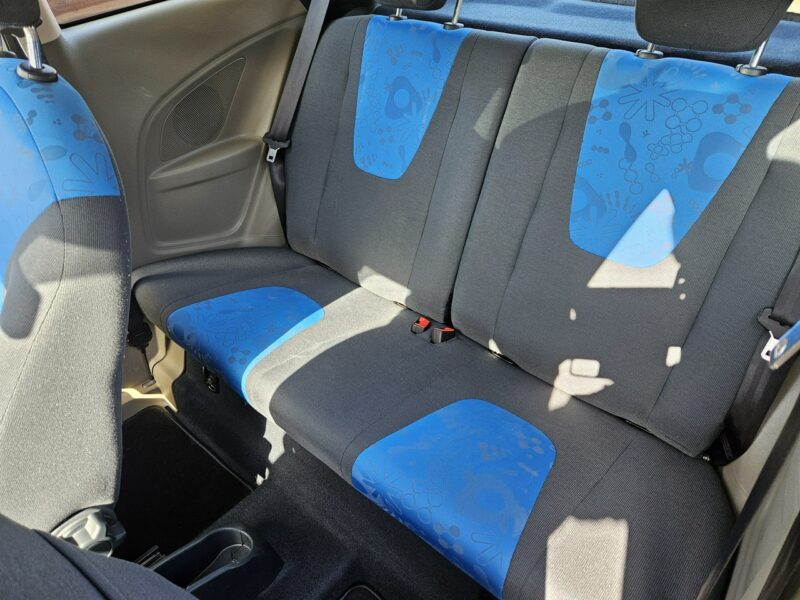 Ford KA Podgrzewane fotele / Klima / Podgrzewana szyba / START / STOP II (2008-)