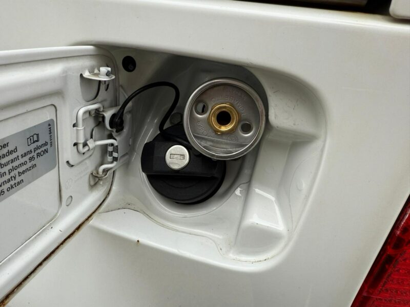 Volkswagen Caddy 2.0 MPI 109 KM 5 osobowy Nowa instalacja LPG III (2004-)
