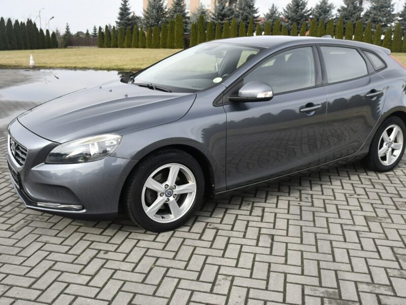 Volvo V40 1,6hdi Serwis-Full. Navi,Ledy.2 Kompl.Kół.Tempomat.Hak.Kredyt.GWAR II (2012-)