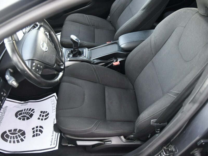 Volvo V40 1,6hdi Serwis-Full. Navi,Ledy.2 Kompl.Kół.Tempomat.Hak.Kredyt.GWAR II (2012-)