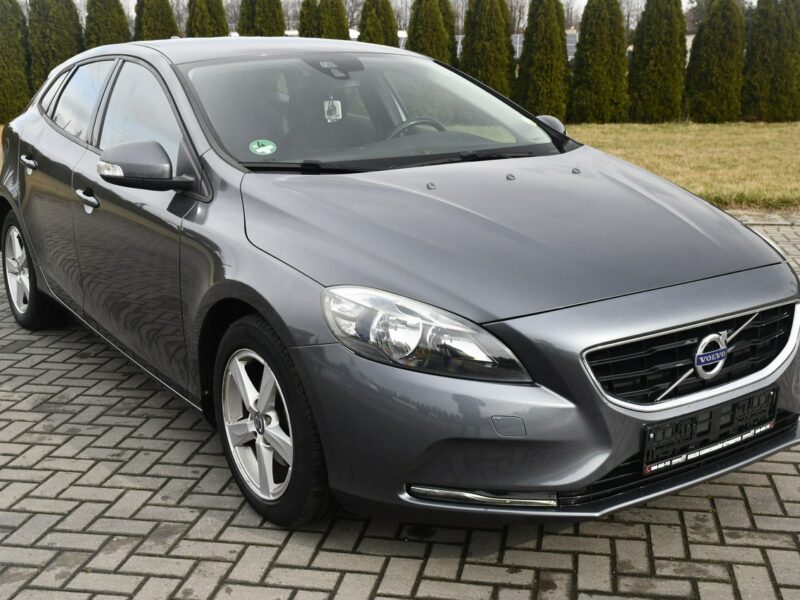 Volvo V40 1,6hdi Serwis-Full. Navi,Ledy.2 Kompl.Kół.Tempomat.Hak.Kredyt.GWAR II (2012-)