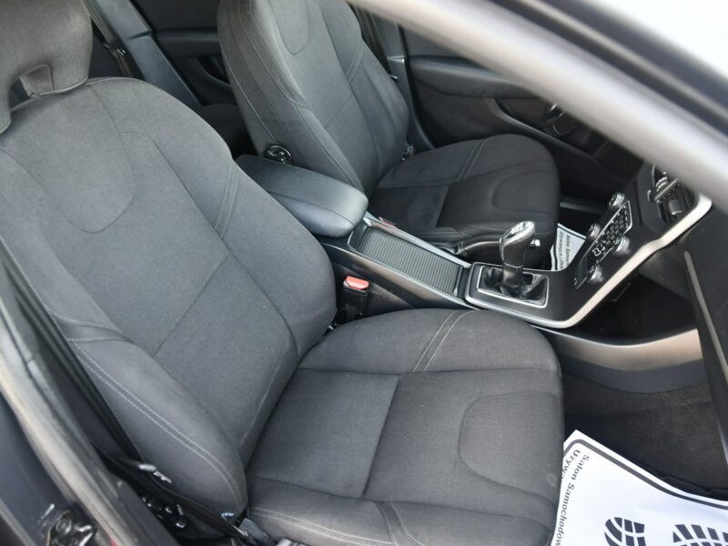 Volvo V40 1,6hdi Serwis-Full. Navi,Ledy.2 Kompl.Kół.Tempomat.Hak.Kredyt.GWAR II (2012-)