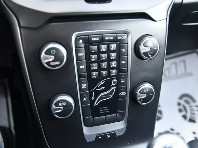 Volvo V40 1,6hdi Serwis-Full. Navi,Ledy.2 Kompl.Kół.Tempomat.Hak.Kredyt.GWAR II (2012-)