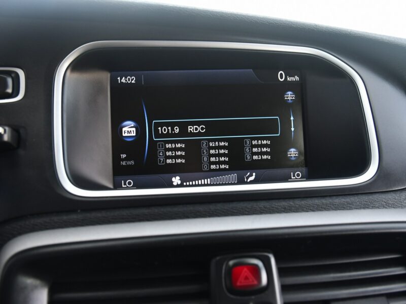 Volvo V40 1,6hdi Serwis-Full. Navi,Ledy.2 Kompl.Kół.Tempomat.Hak.Kredyt.GWAR II (2012-)