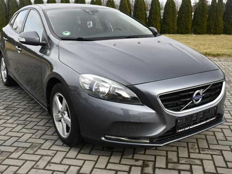 Volvo V40 1,6hdi Serwis-Full. Navi,Ledy.2 Kompl.Kół.Tempomat.Hak.Kredyt.GWAR II (2012-)