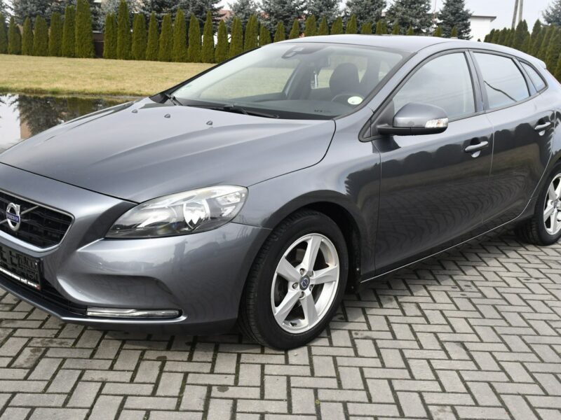 Volvo V40 1,6hdi Serwis-Full. Navi,Ledy.2 Kompl.Kół.Tempomat.Hak.Kredyt.GWAR II (2012-)
