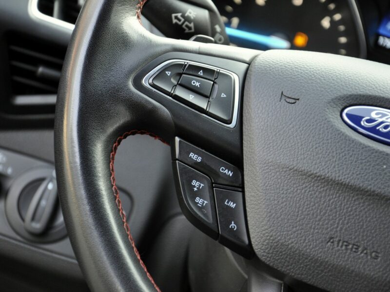 Ford Kuga 1,5TDCi 120KM STline/FWD/Alcantara/Serwisowany/Led/Navi/Android/PDC II (2012-)
