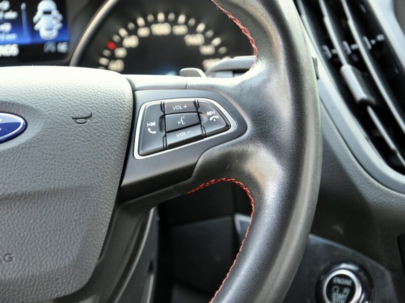 Ford Kuga 1,5TDCi 120KM STline/FWD/Alcantara/Serwisowany/Led/Navi/Android/PDC II (2012-)