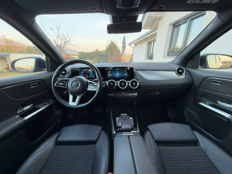 Mercedes GLA 220 220D,190PS, AUTOMAT, MEGA KOLOR, GWARANCJA!