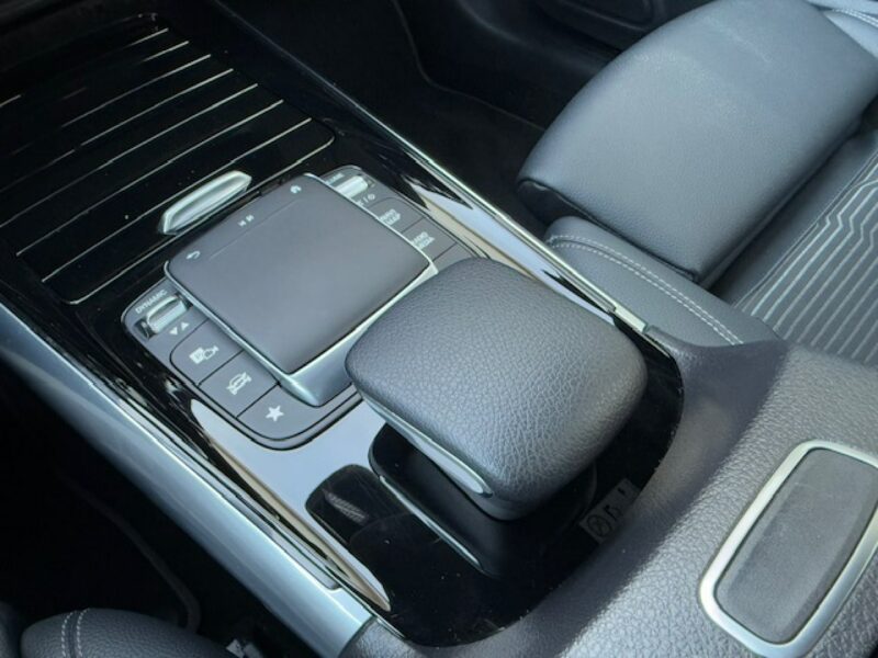 Mercedes GLA 220 220D,190PS, AUTOMAT, MEGA KOLOR, GWARANCJA!
