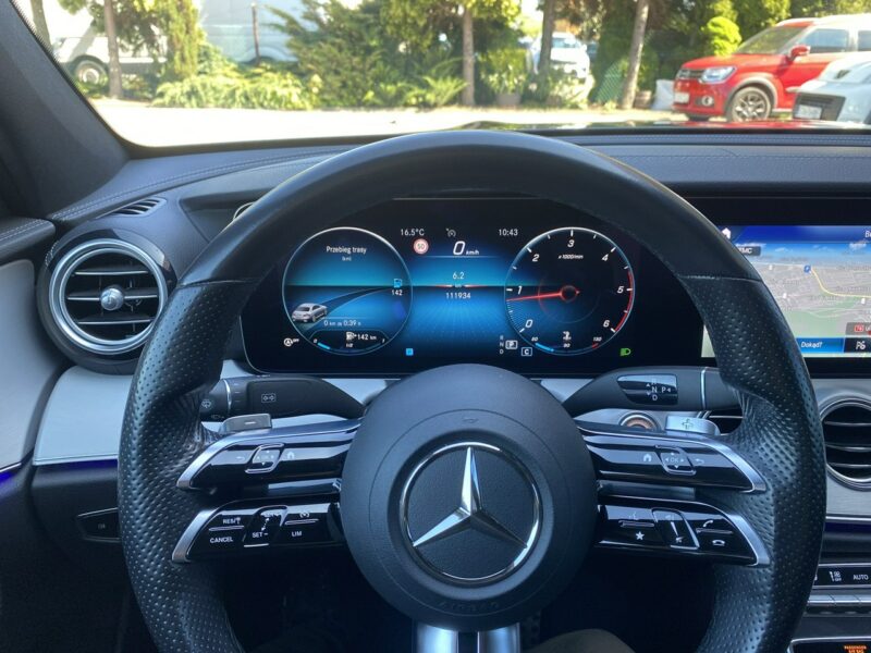 Mercedes E 220 AMG, 4 matic, Virtual Cocpit, Multibeam,Gwarancja! W213 (2016-)