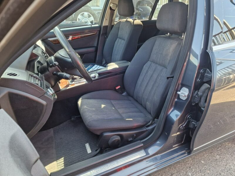 Mercedes C 200 2.2 CDI 136 KM, Automat, Bluetooth, Nawigacja, Isofix, Alufelgi, Klima W204 (2007-2014)