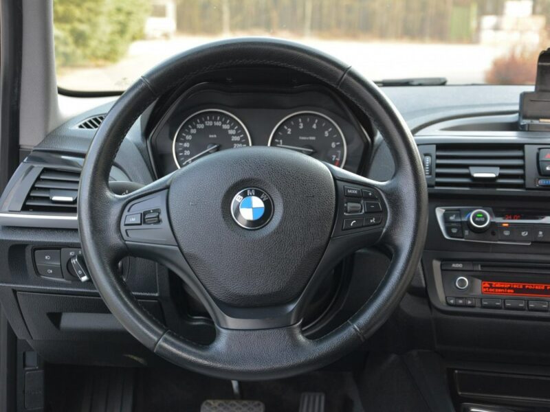 BMW 125 Biała Perła Urban Bi-Xenon Ledy Skóry el. fotele Parktronic ASO BMW F20 (2011-)