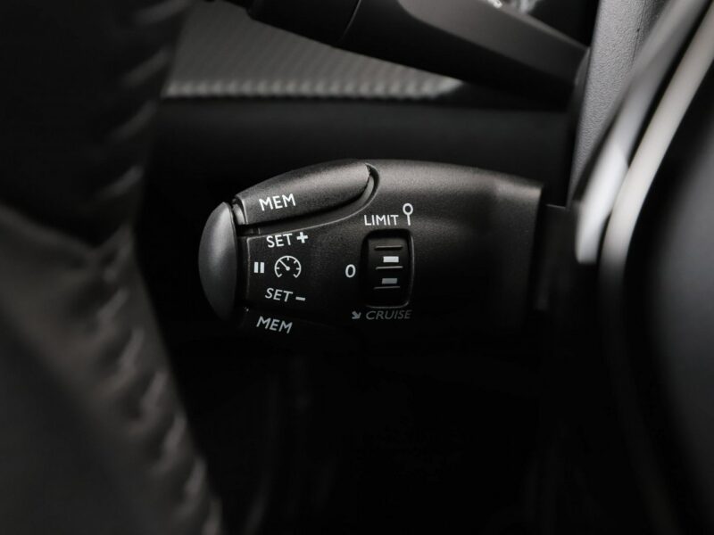 Peugeot 2008 Sport full LED navi klima auto kamery virtual cocpit półskóra II (2019-)